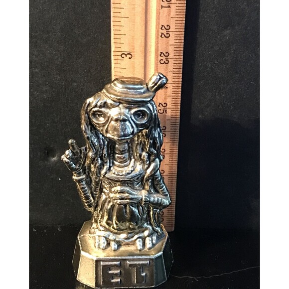 Rare Unique Vintage 1982 ET dressed Halloween costume figurine brass tone metal - Picture 5 of 6